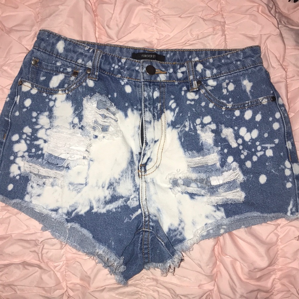 Forever 21 distressed jean shorts